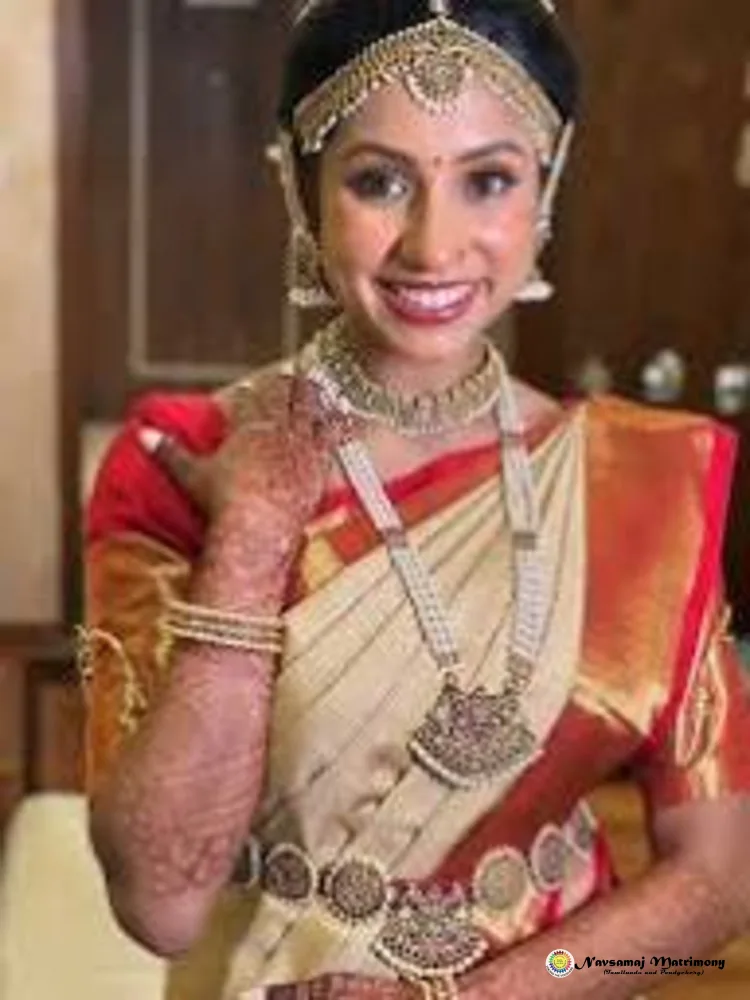 Kowsi Muruga - Maruthuvar Bride
